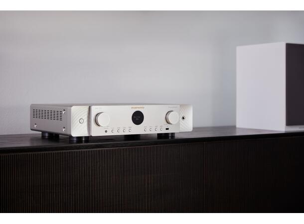 Marantz CINEMA70s - Sølvgull Slimline Hjemmekinoreceiver 