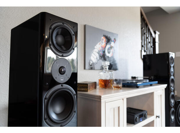 SVS Prime Pinnacle Tower - Pianosort Gulvstående høyttaler 