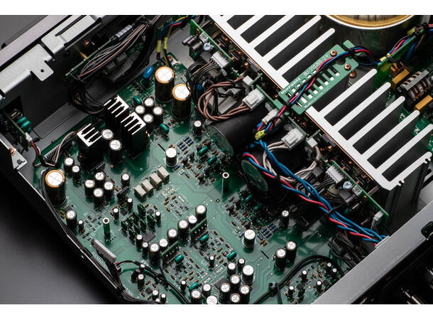 Marantz Model 40n - Sort Integrert forsterker med innebygget HEOS 