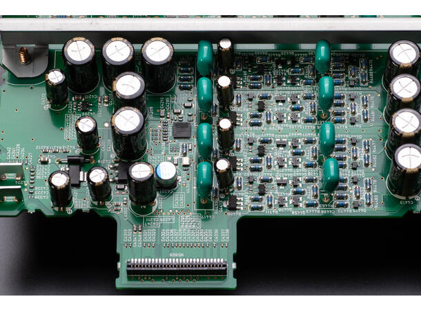 Marantz Model 40n - Sølvgull Integrert forsterker med innebygget HEOS 
