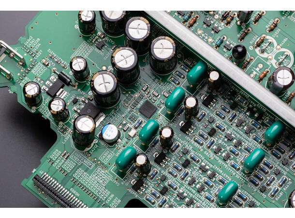 Marantz Model 40n - Sølvgull Integrert forsterker med innebygget HEOS 