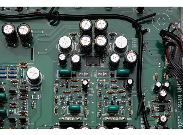 Marantz Model 40n - Sølvgull Integrert forsterker med innebygget HEOS 