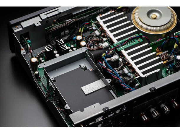 Marantz Model 40n - Sølvgull Integrert forsterker med innebygget HEOS 