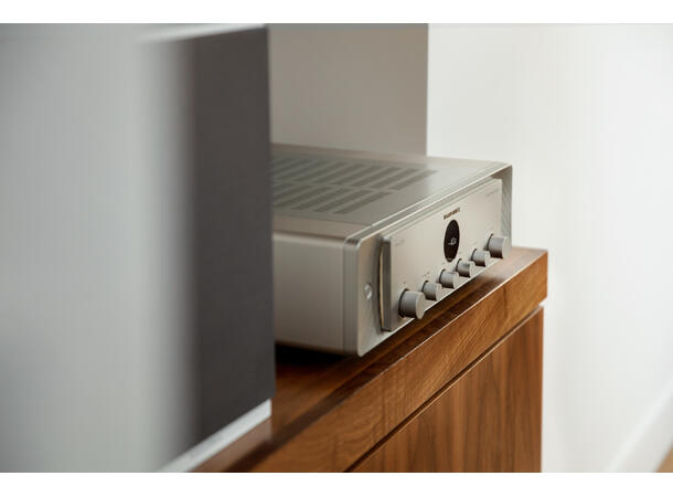 Marantz Model 40n - Sølvgull Integrert forsterker med innebygget HEOS 