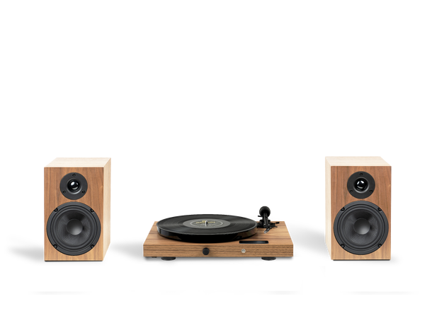 Pro-Ject Jukebox E1 Hi-Fi Set - valnøtt Alt-i-ett komplett stereoanlegg 