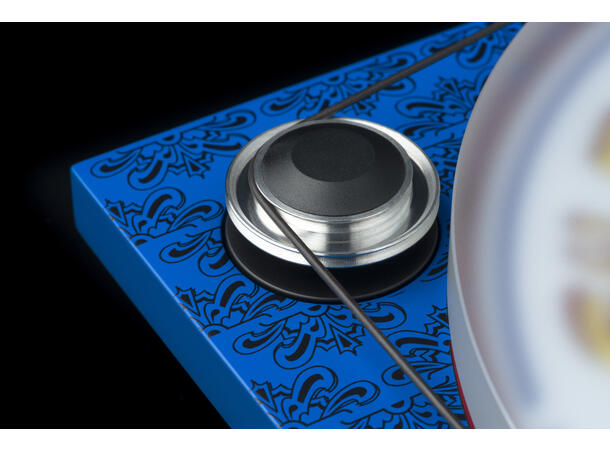 Pro-Ject Essential lll -  Sgt. Pep DEMO Art collection platespiller med OM10 