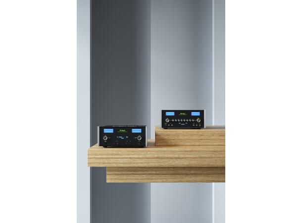 McIntosh C2800 forforsterker 