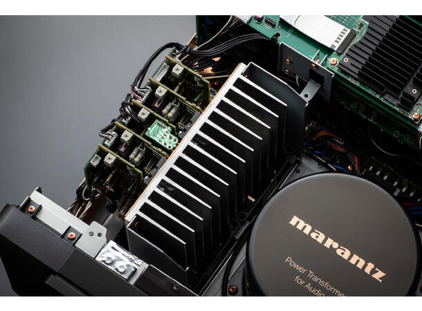 Marantz CINEMA30 - Sølv Referanse hjemmekino-receiver 