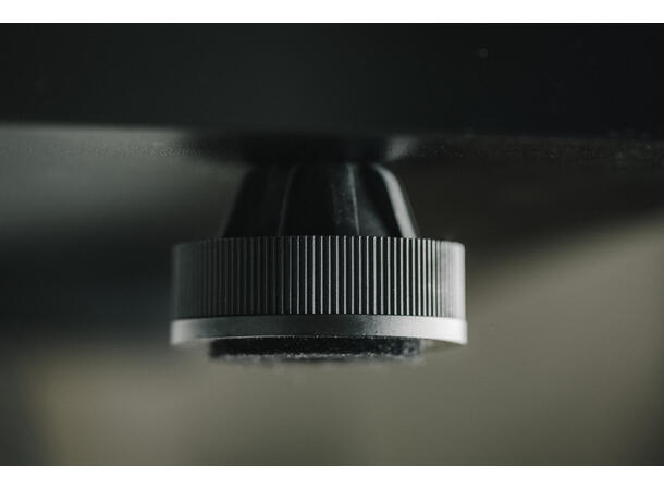 Pro-Ject E1.2 - sort piano 