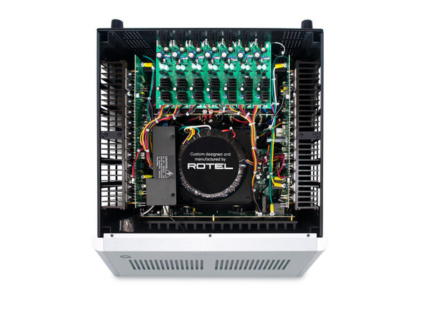 Rotel RMB-1587 MKII - Sølv 7-kanals effektforsterker 