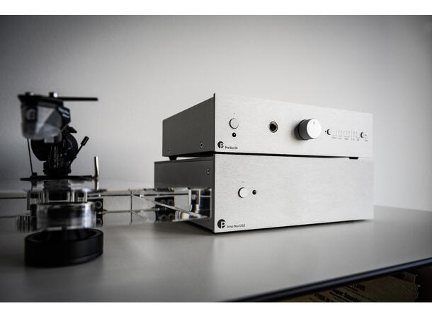 Pro-Ject Pre Box S3 - sølv Kompakt alt-i-ett forforsterker 