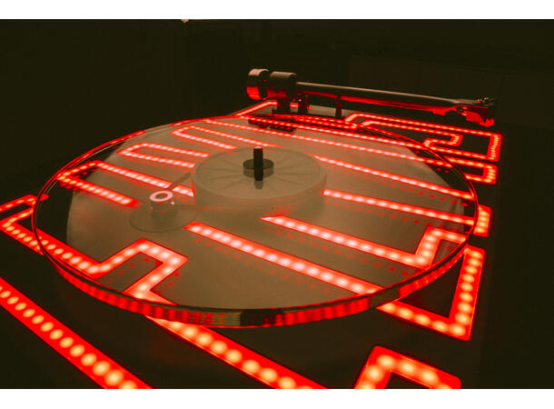 Pro-Ject Elvis Turntable - B-vare Art collection platespiller - ELVIS 