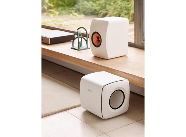 KEF KC62 - Hvit Kompakt Subwoofer 