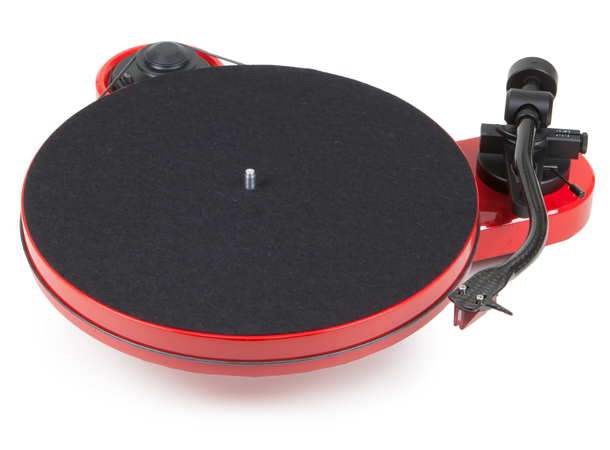 Pro-Ject RPM 1 Carbon - rød Platespiller med 2M Red pickup 