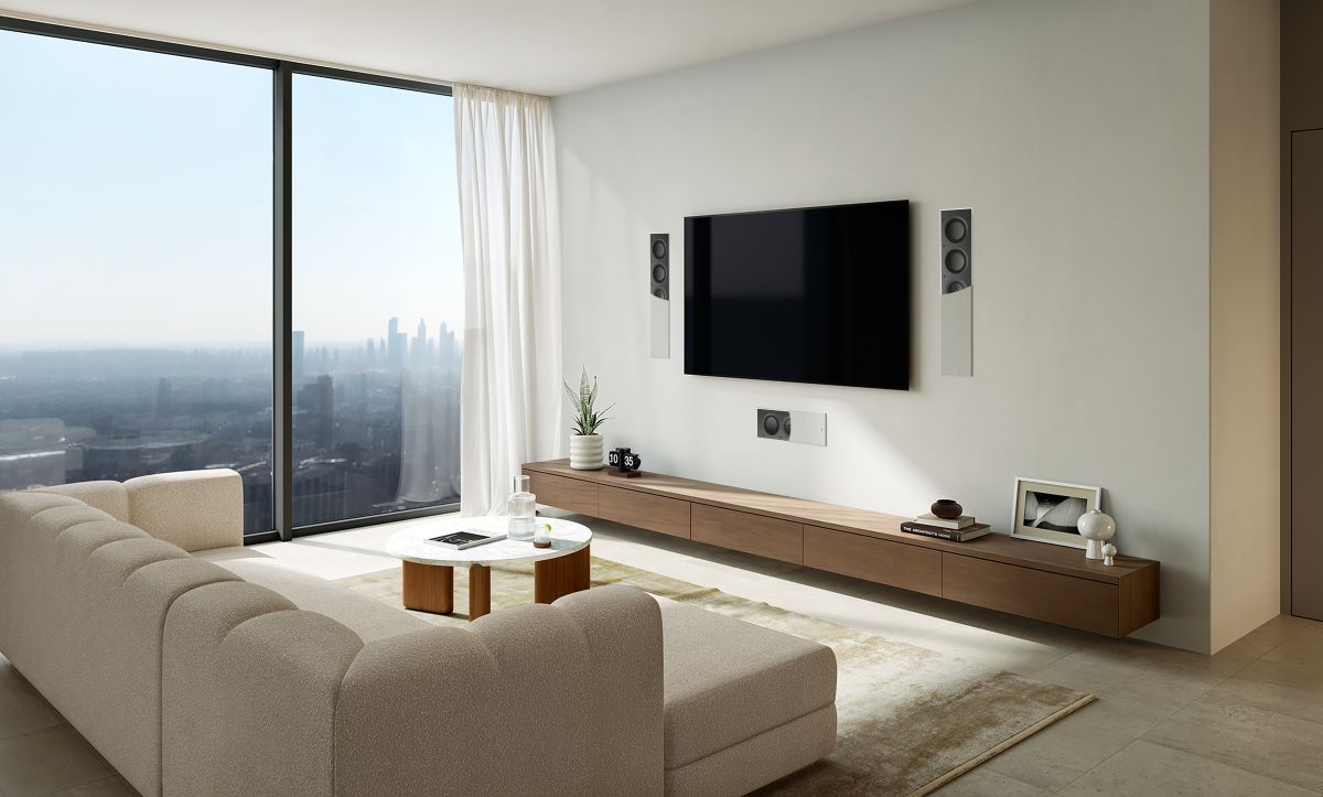 KEF Ci3120QLM-THX front med grill