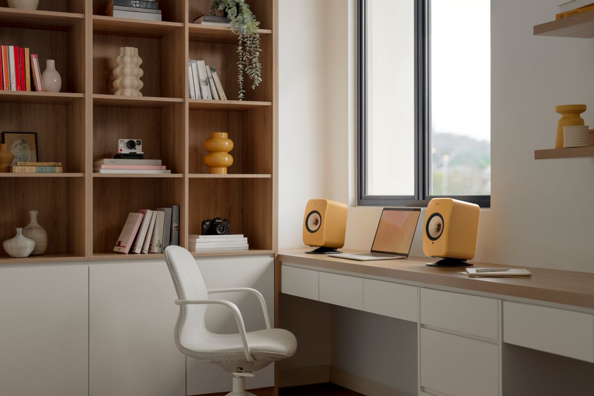 KEF LSX II i rommet