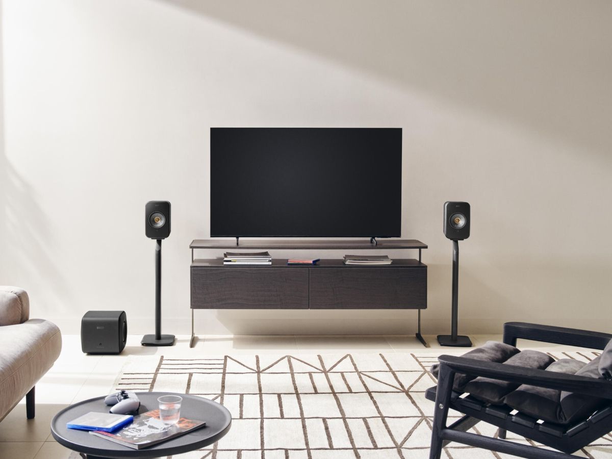 KEF LSX II ved TV
