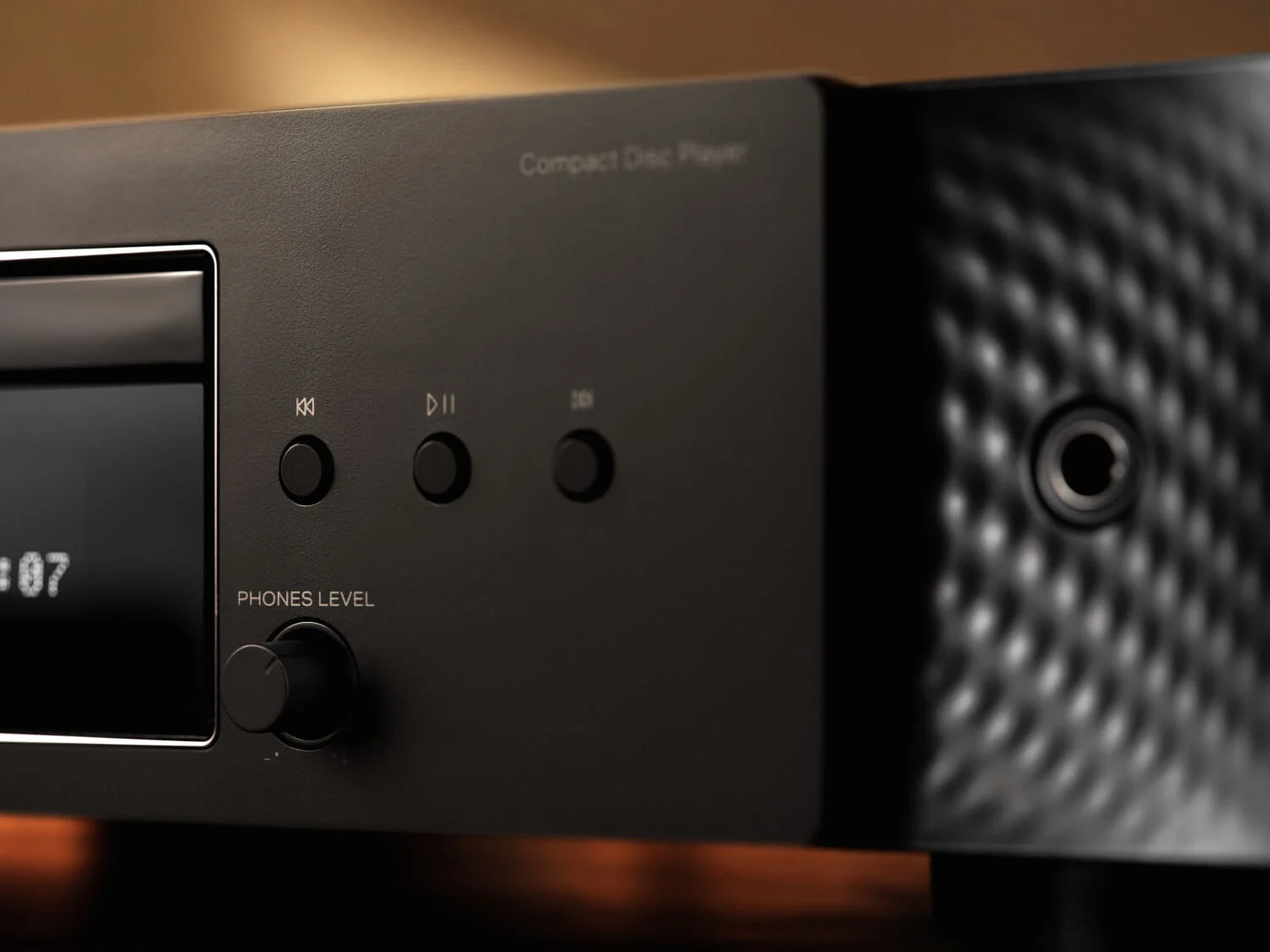Marantz CD 70 hodetelefonutgang og volumkontroll