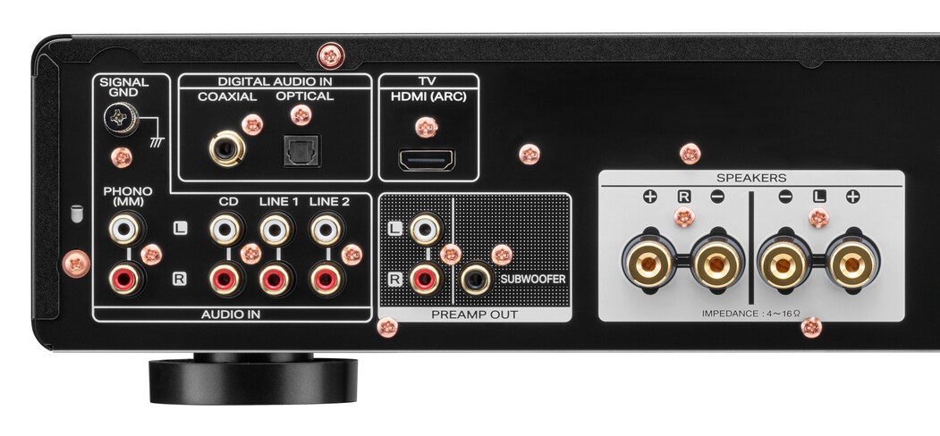 Marantz MODEL 70 bakside og tilkoblinger