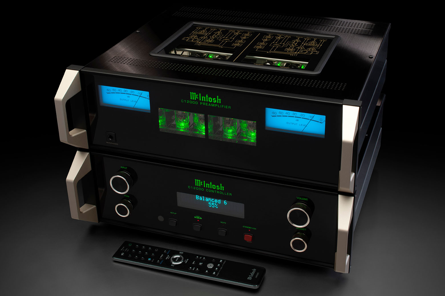 McIntosh C12000 – front